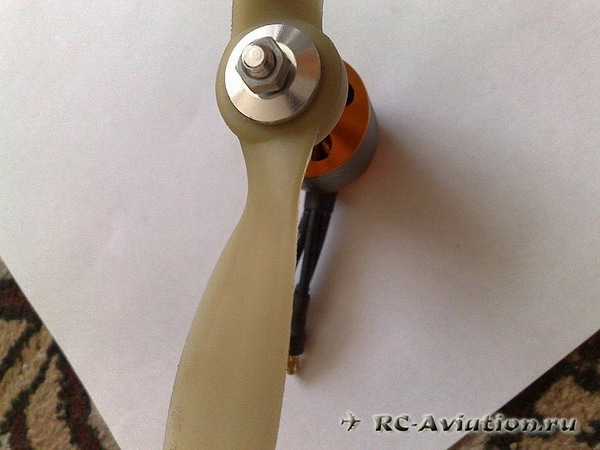 Установка RC электродвигателя на авиамодель Установка RC электродвигателя на авиамодель