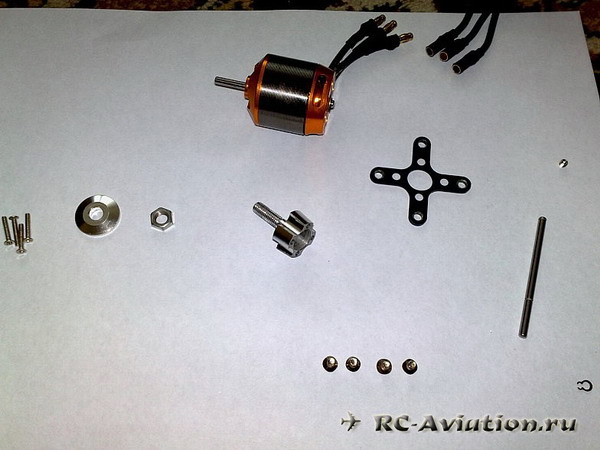 Установка RC двигателя на авиамодель Установка RC двигателя на авиамодель